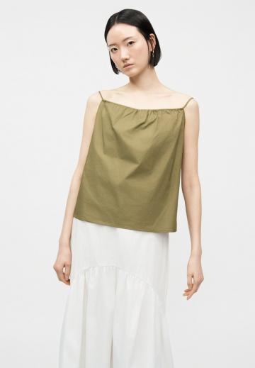 Топ на бретельках