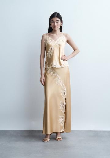 Атласная блузка