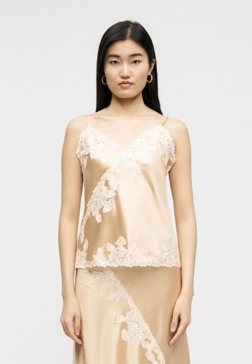 Атласная блузка