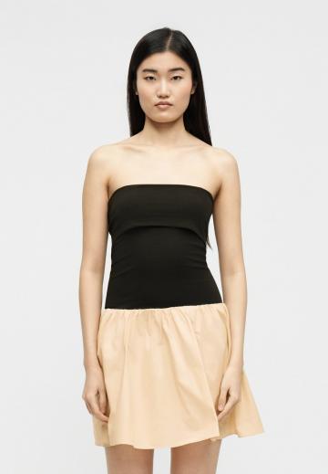 Топ без бретелек