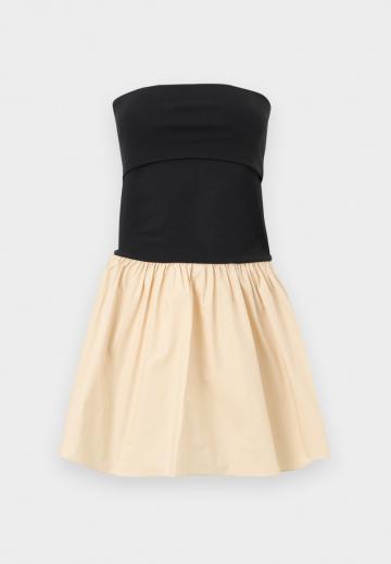 Топ без бретелек