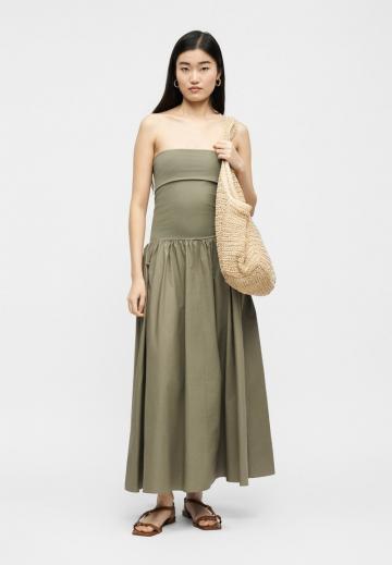 Топ без бретелек