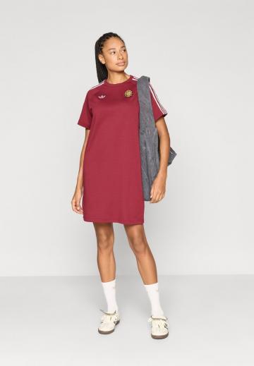 Короткое платье