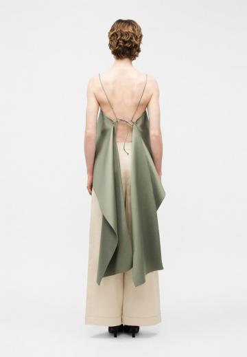 Топ на бретельках