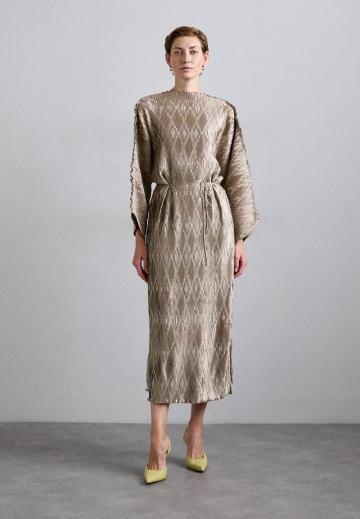 Коктейльное платье