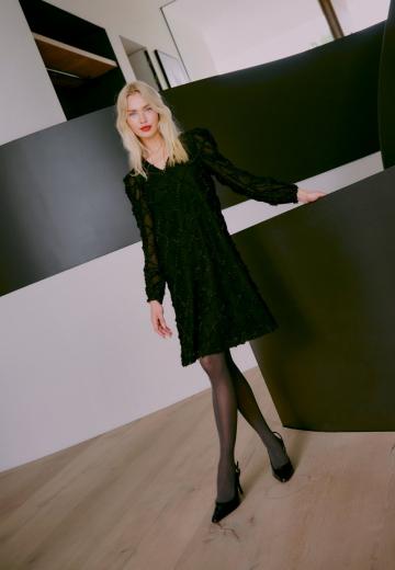 Короткое платье