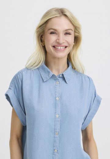 Джинсовая блузка