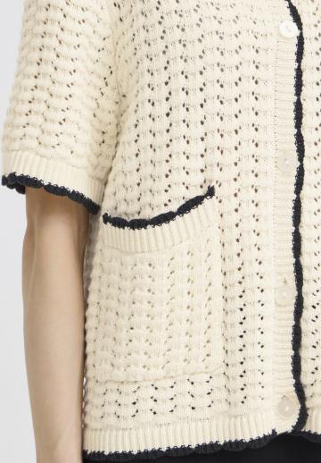 Вязаная кофта