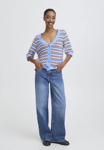 Вязаная кофта