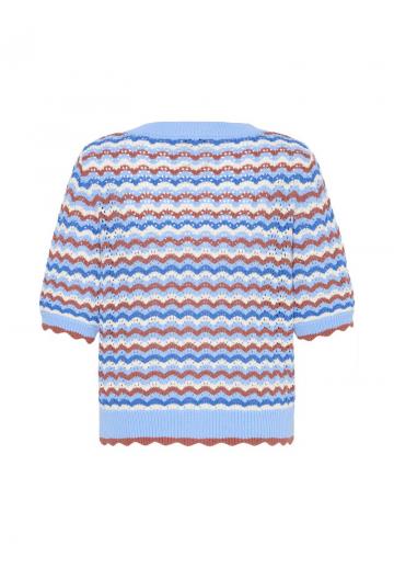 Вязаная кофта