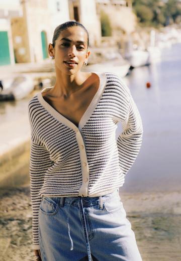 Вязаная кофта