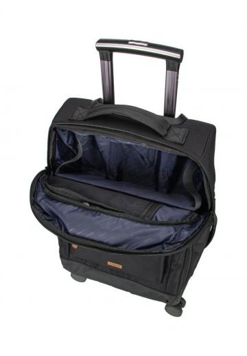 Чемодан на колесах