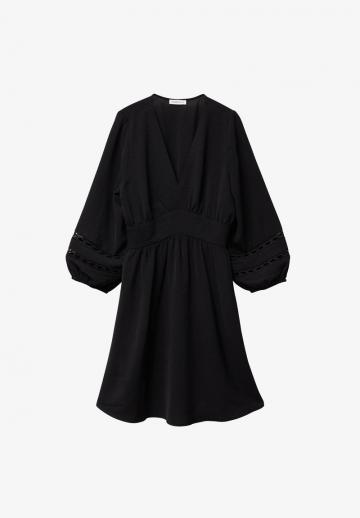 Короткое платье