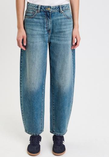 Свободные джинсы