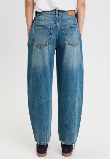 Свободные джинсы