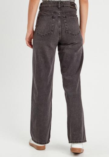 Свободные джинсы