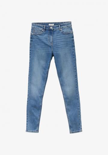 Узкие джинсы