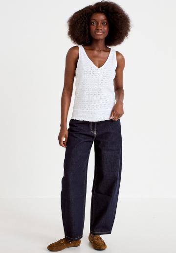 Блузка без рукавов