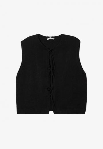 Пуховой жилет