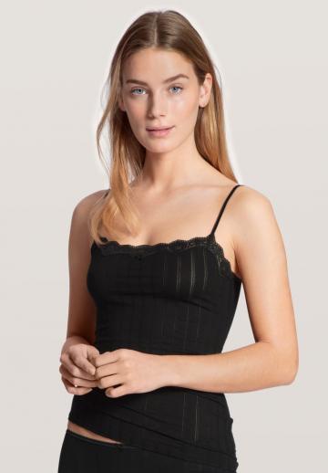 Топ на бретельках