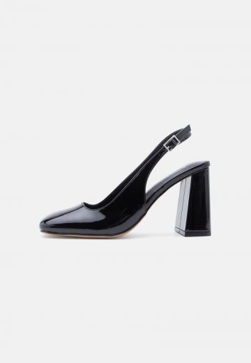 Туфли на высоком каблуке