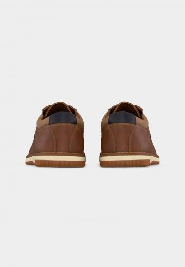 Ботинки на шнуровке