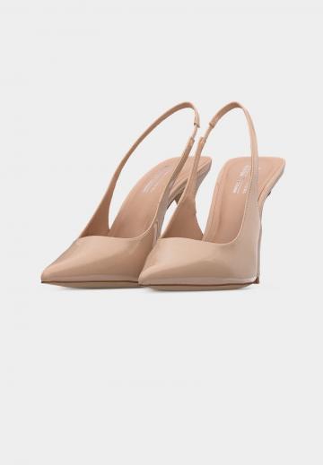 Туфли на высоком каблуке