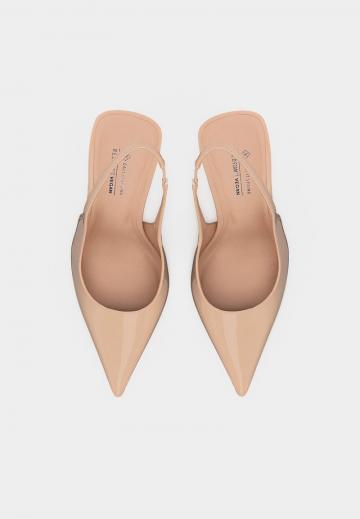 Туфли на высоком каблуке