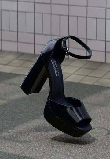 Босоножки на платформе