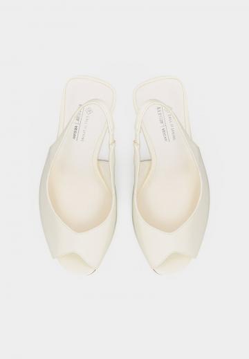 Туфли с открытым носом