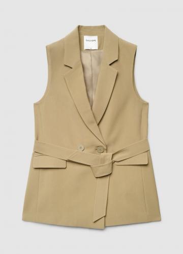 Длинный жилет