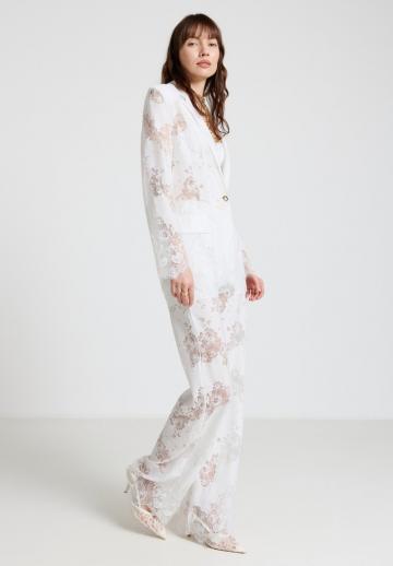 Короткое пальто