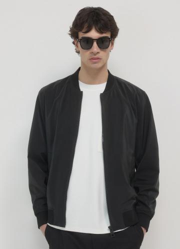 Куртка бомбер