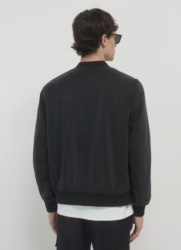 Куртка бомбер