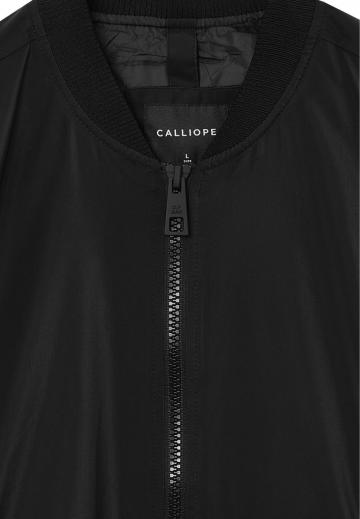 Куртка бомбер