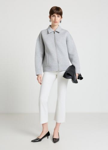 Короткие джинсы