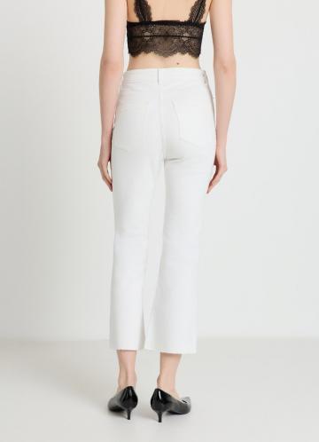 Короткие джинсы