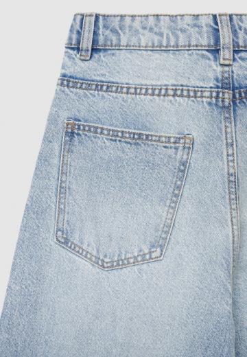 Клешеные джинсы