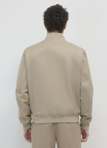 Куртка бомбер