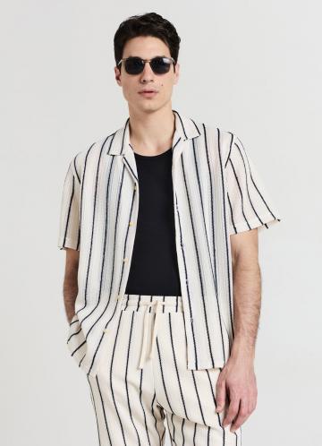 Рубашка с коротким рукавом