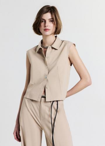 Блузка без рукавов