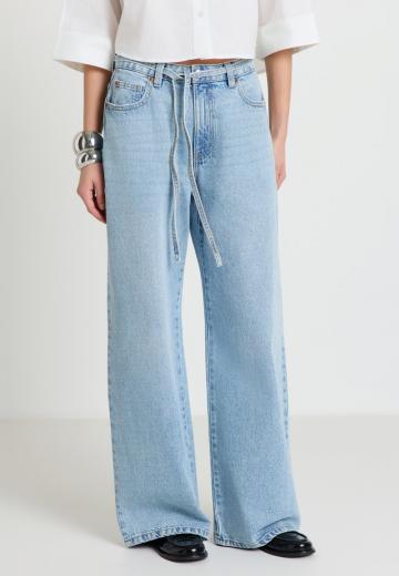 Свободные джинсы