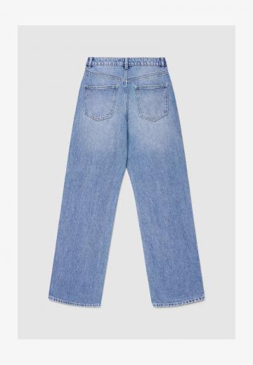 Свободные джинсы