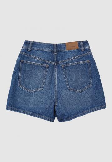 Джинсовые шорты