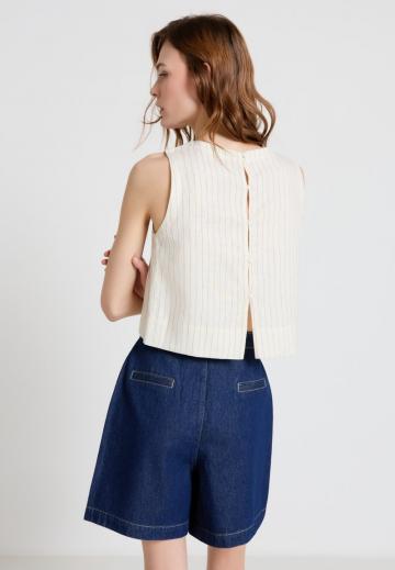 Джинсовые шорты