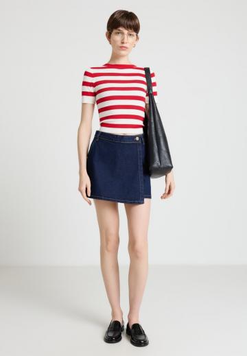 Джинсовые шорты