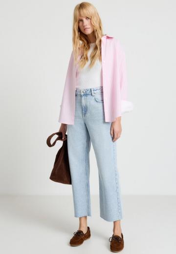 Короткие джинсы