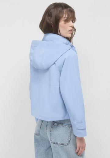 Куртка с накладнымит карманами