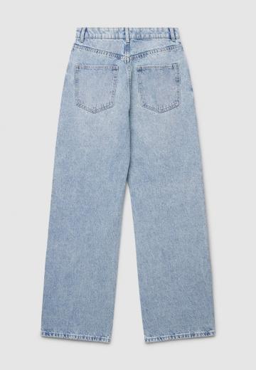 Прямые джинсы