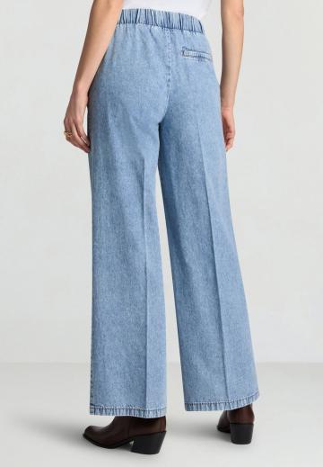 Свободные джинсы